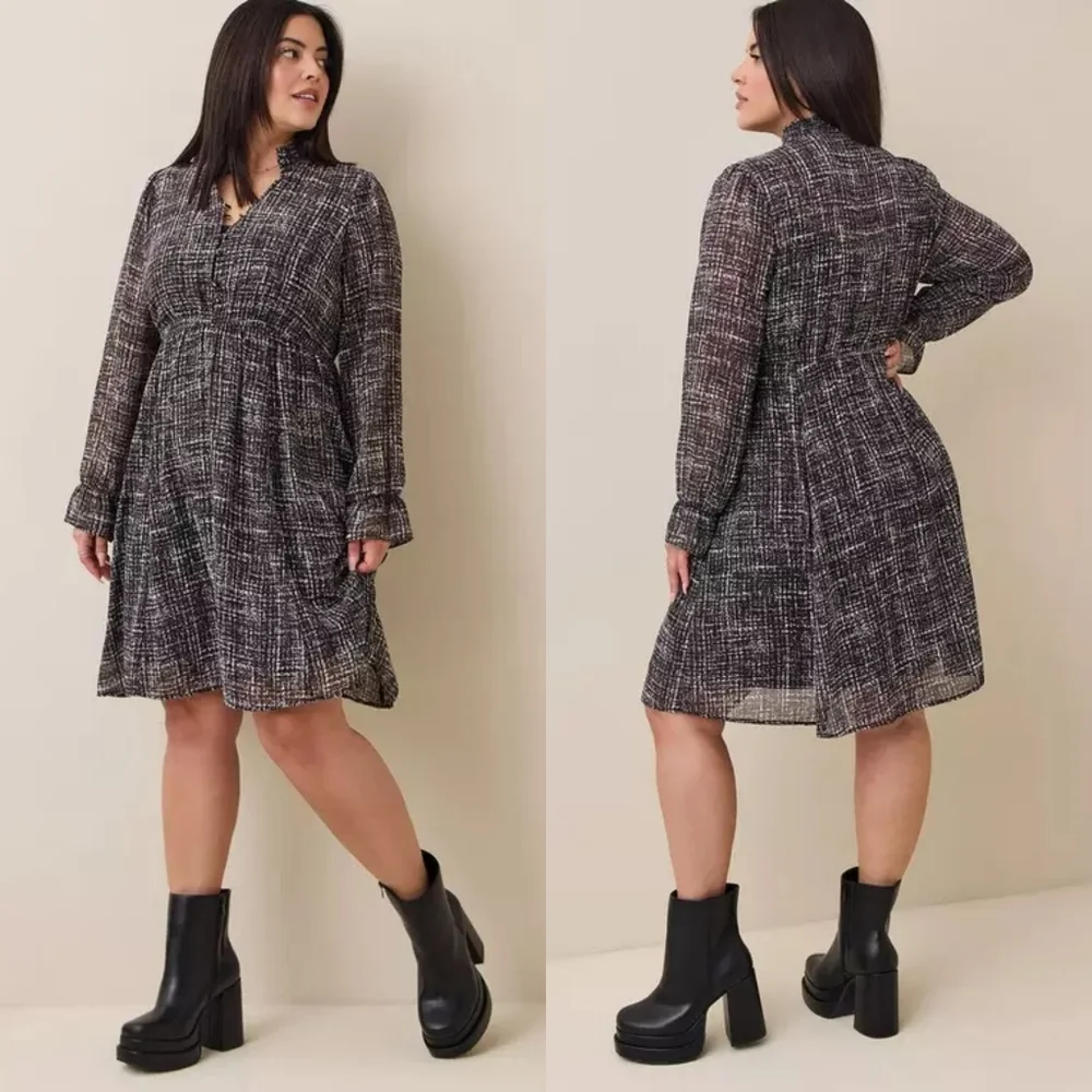 NWT Torrid 3 Scratchy Plaid Mini Chiffon Mock Neck Dress 3X 22 24